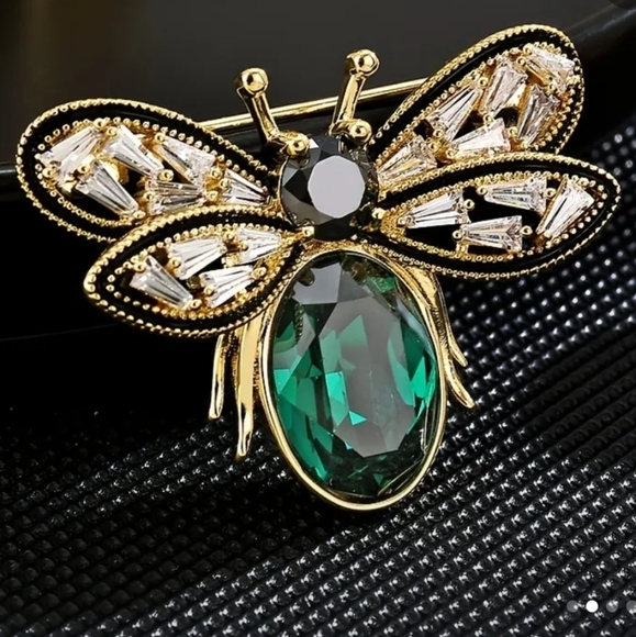 New Vintage Style Insect Brooch - Picture 8 of 10